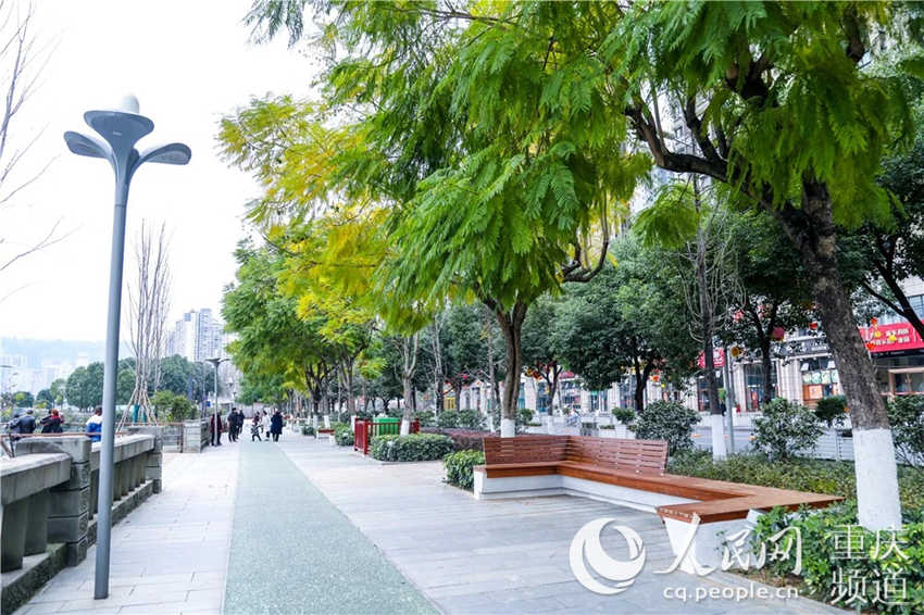 ֮(l)V(chng)F(xin)(chng)f(wn)݅^(q)ίD