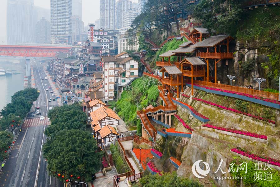 24ؑcЅ^(q)ɽĴ±ڲ uz