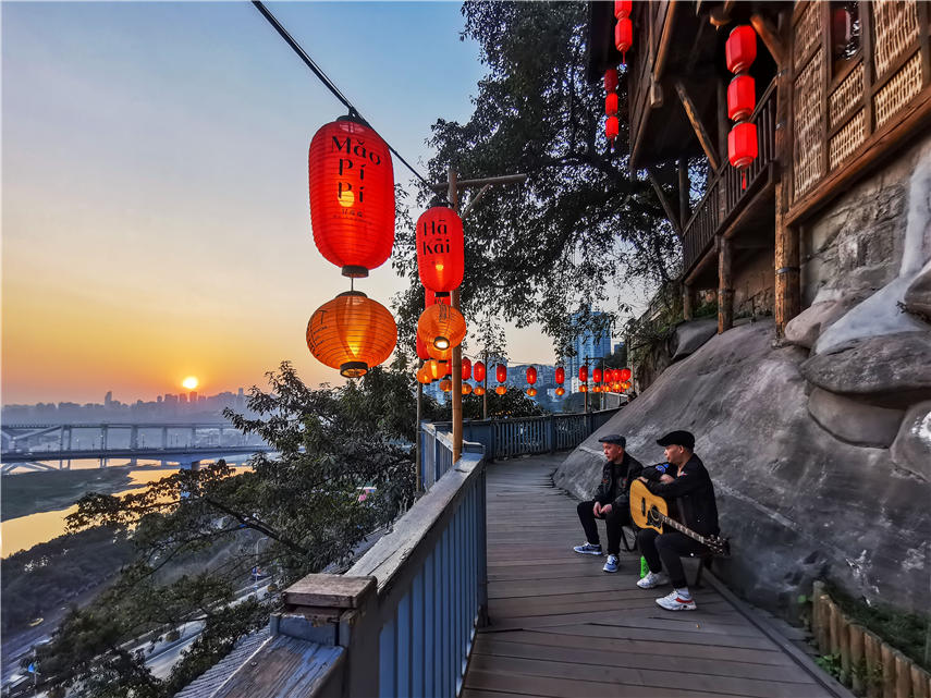 ׌L(zhng)ʬF(xin)ͮSM(jn)z