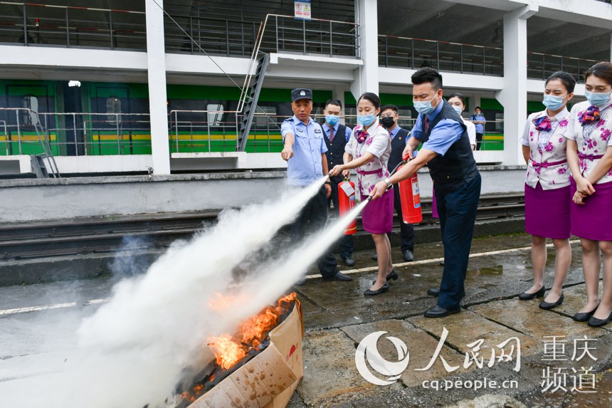 814ؑcF·(yng)ݾʹÜuz