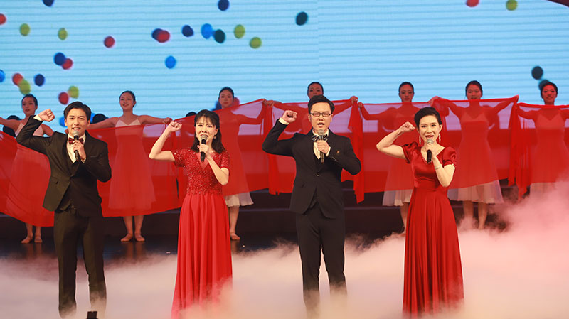 重慶理工大學(xué)《百年芳華》。重慶理工大學(xué)供圖