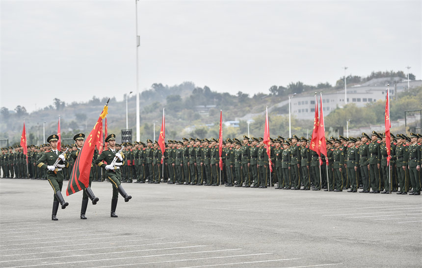 12��1�գ��D����㕃xʽ�F(xi��n)��(ch��ng)����־�z