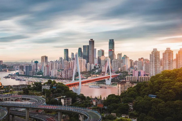 重慶極具山地城市特性。林同棪國際供圖