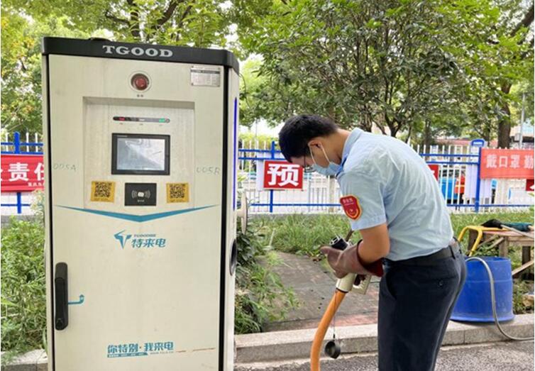 東城公交消防檢查。重慶交運集團供圖