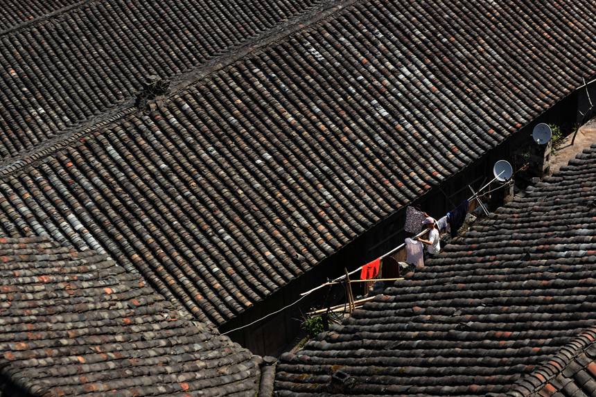 黔江區(qū)阿蓬江鎮(zhèn)青杠村小寨民居。楊敏攝