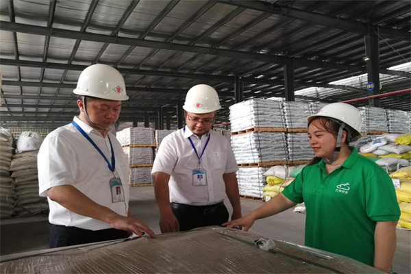 走進企業(yè)。潼南區(qū)委宣傳部供圖