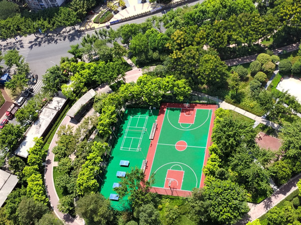 民康公園燈光球場翻新升級。黃秋彤?dāng)z