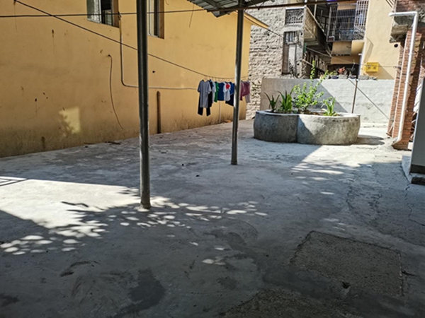 整治后環(huán)境變整潔。姜家鎮(zhèn)供圖