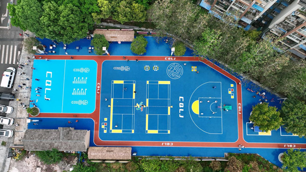 嘉和社區(qū)體育公園全景。江于同攝