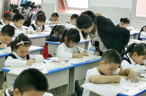 培養(yǎng)學(xué)生專(zhuān)注力。大足區(qū)高新區(qū)小學(xué)供圖