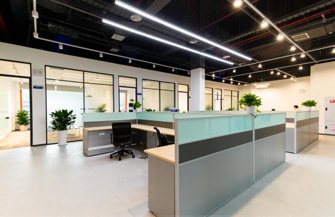 紫丁香孵化園。兩江協(xié)同創(chuàng)新區(qū)供圖