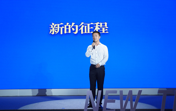 汪青果在“追光吧!渝北合伙人”活動現(xiàn)場做分享。受訪者供圖