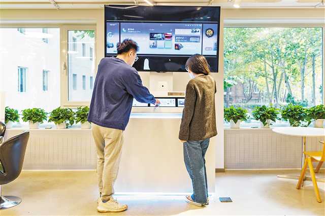 梧桐車聯(lián)產(chǎn)品體驗(yàn)。受訪單位供圖