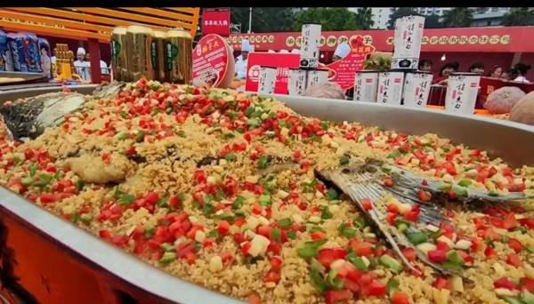 美味的萬州烤魚。萬州區(qū)委宣傳部供圖