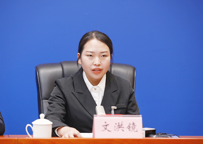 文洪鏡代表。石濤攝