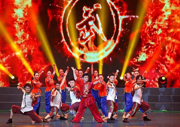 新春文藝演出活動(dòng)現(xiàn)場(chǎng)。渝北區(qū)文化旅游委供圖