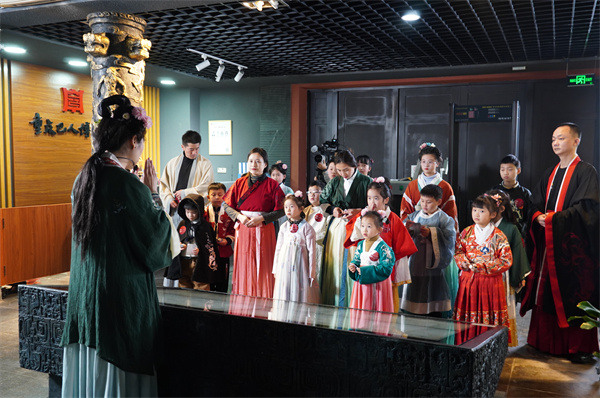 2023年九龍坡區(qū)“卯兔迎春”博物館奇妙夜。九龍坡區(qū)委宣傳部供圖