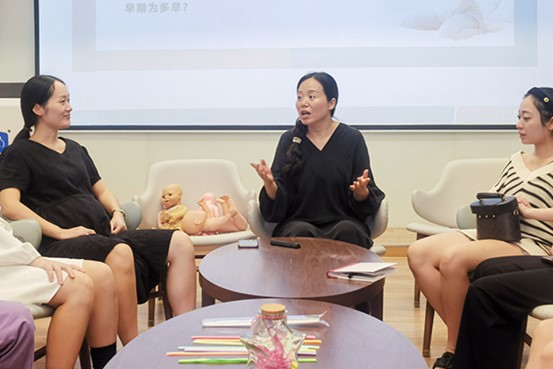 活動(dòng)現(xiàn)場(chǎng)。重慶安琪兒婦產(chǎn)醫(yī)院供圖