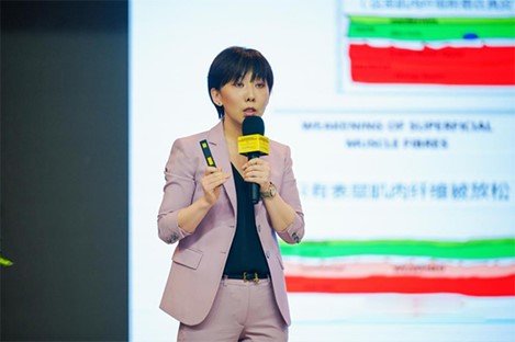 高揚進(jìn)行主題講解。主辦方供圖