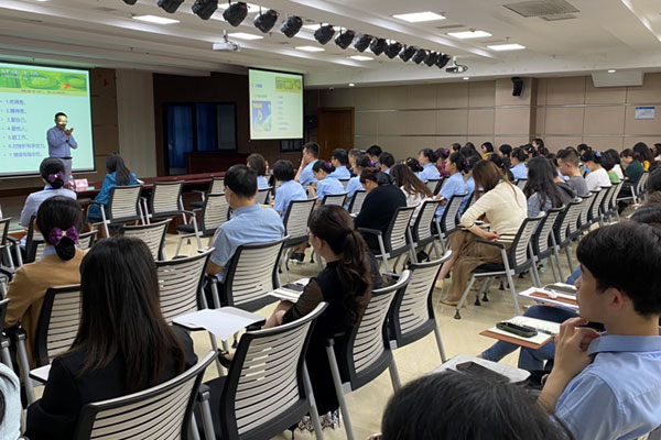 講座現(xiàn)場。合川區(qū)精神衛(wèi)生中心供圖