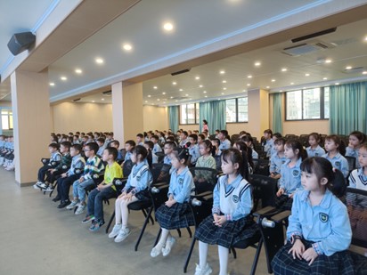 培訓(xùn)現(xiàn)場。重慶普瑞眼科醫(yī)院供圖