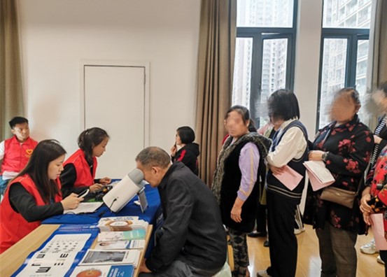 活動(dòng)現(xiàn)場(chǎng)。重慶愛(ài)爾眼科醫(yī)院總院供圖