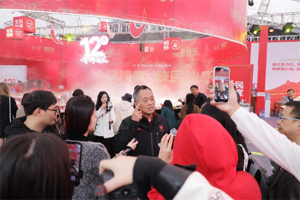 重慶火鍋節(jié)現(xiàn)場。德莊供圖