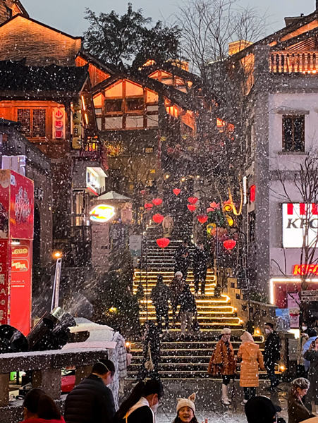 十八梯傳統(tǒng)風(fēng)貌區(qū)實(shí)景圖。重慶十八梯供圖