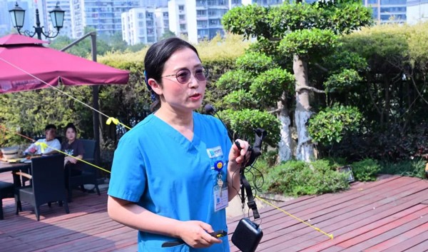 張嬋科普孕期知識。重慶安琪兒婦產(chǎn)醫(yī)院供圖