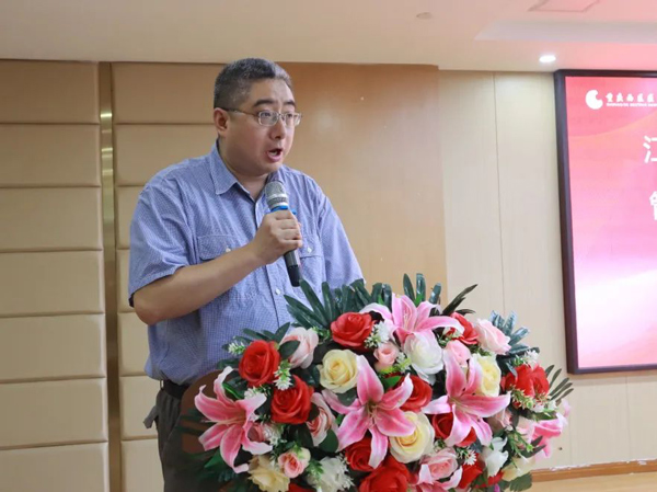 周游講話。重慶西區(qū)醫(yī)院供圖