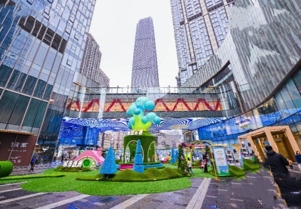 重慶遠(yuǎn)東城開業(yè)現(xiàn)場。重慶遠(yuǎn)東城供圖