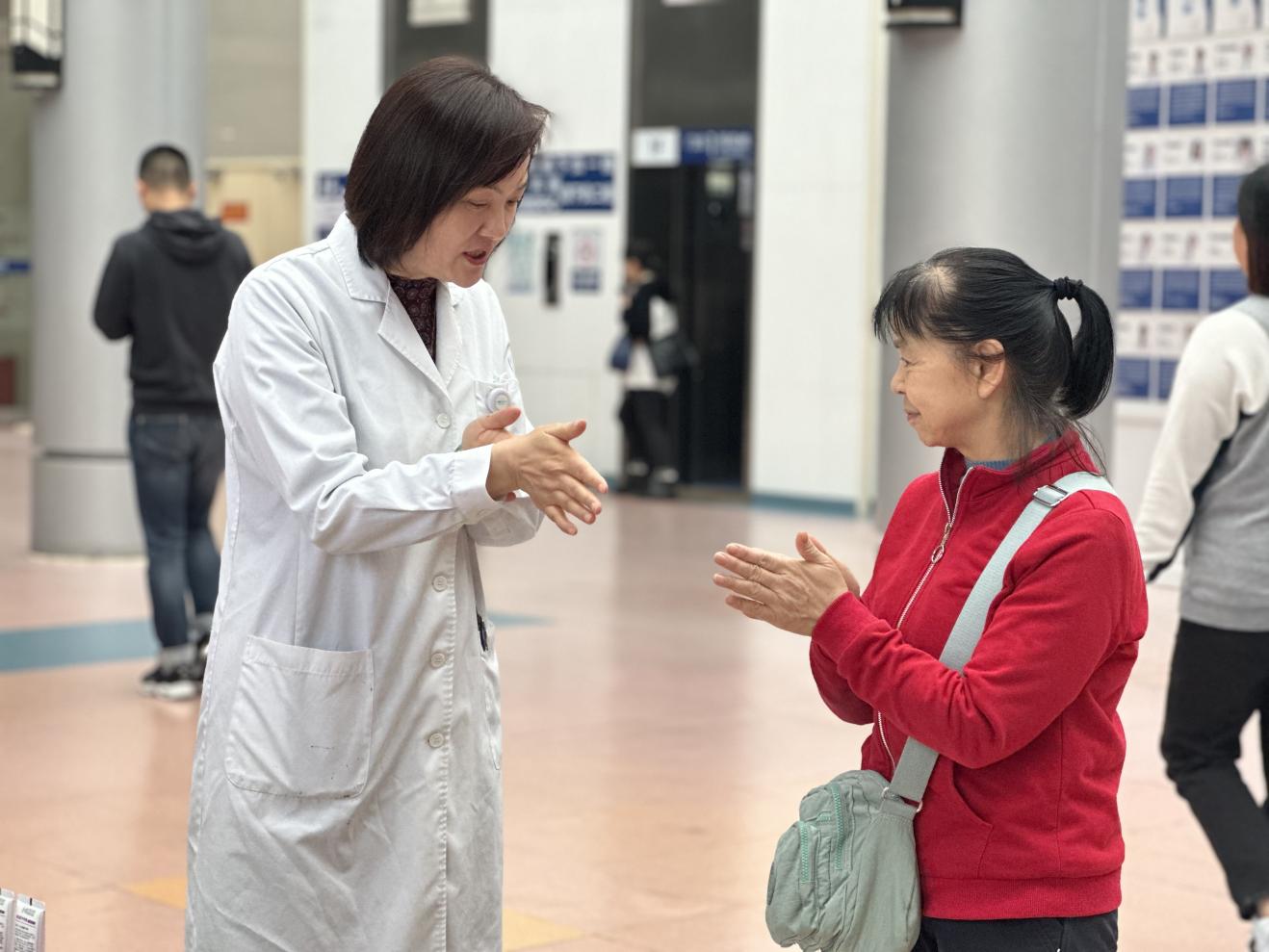 手衛(wèi)生教學(xué)現(xiàn)場(chǎng)。重慶醫(yī)科大學(xué)附屬第三醫(yī)院供圖