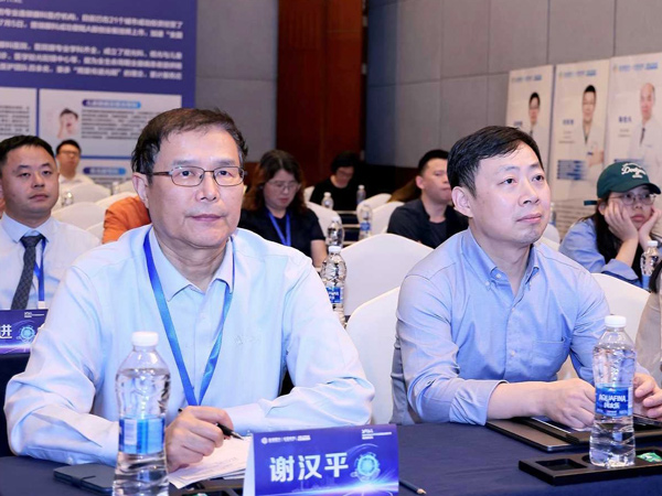 活動(dòng)現(xiàn)場(chǎng)。重慶普瑞眼科醫(yī)院供圖