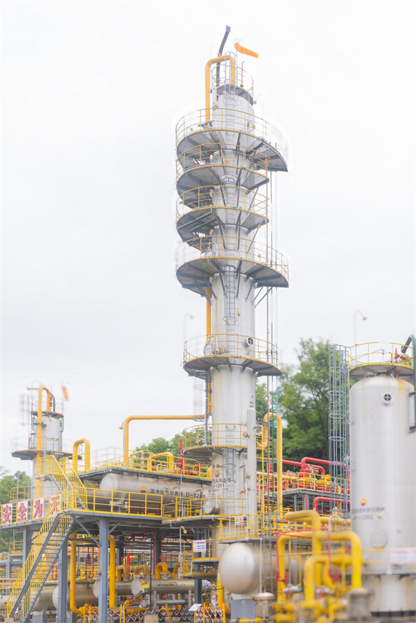 萬(wàn)州分廠(chǎng)一級(jí)脫硫裝置。曾英豪攝