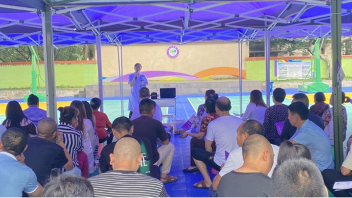 活動現(xiàn)場。重慶愛爾兒童眼科醫(yī)院供圖