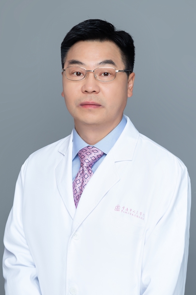 李康。重慶市人民醫(yī)院供圖