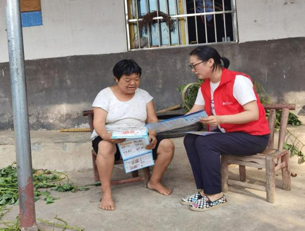 深入農村開展金融教育宣傳。中信銀行重慶分行供圖