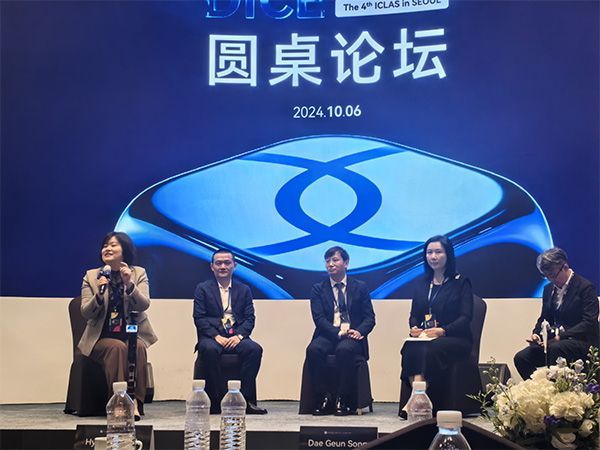 活動(dòng)現(xiàn)場(chǎng)。重慶軍美醫(yī)療美容醫(yī)院供圖