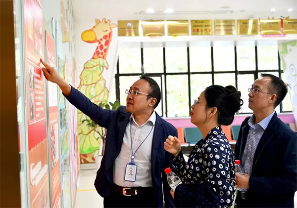 交流參觀。重慶小米熊兒童醫(yī)院供圖