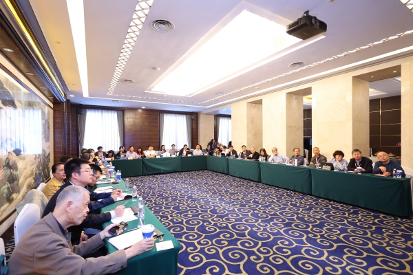 “中學(xué)地理課”育人價(jià)值專題論壇現(xiàn)場(chǎng)。主辦方供圖