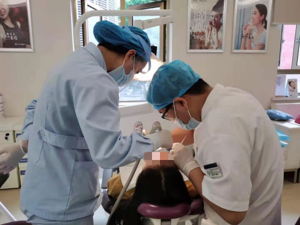 正畸精調(diào)收尾階段。泰康拜博口腔供圖