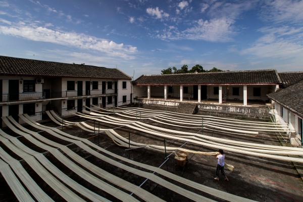 榮昌夏布曬布。榮昌區(qū)委宣傳部供圖