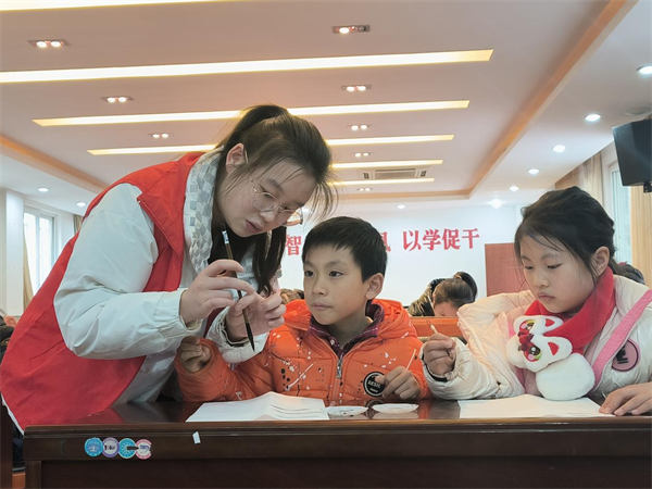 書法培訓(xùn)現(xiàn)場(chǎng)。主辦方供圖