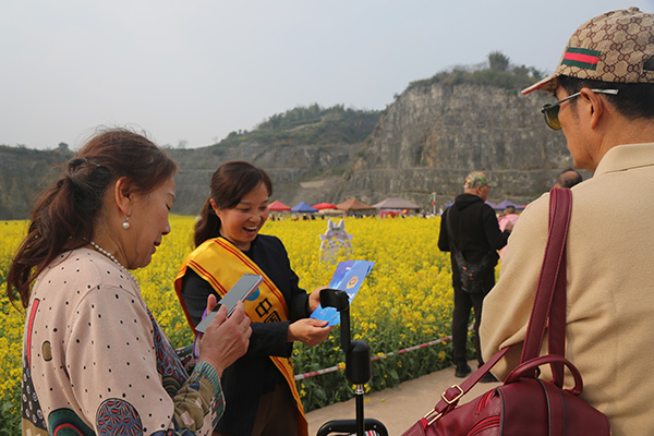 普及金融知識。建行重慶市分行供圖