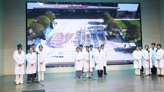 文藝匯演活動現(xiàn)場。重慶西區(qū)醫(yī)院供圖