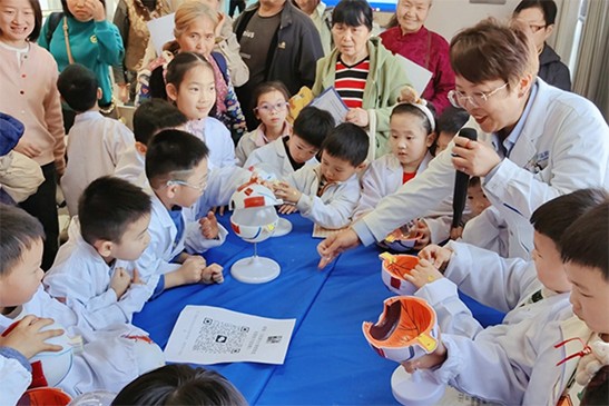 活動現(xiàn)場。重慶普瑞眼科醫(yī)院供圖