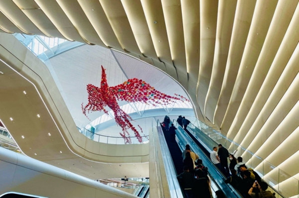 重慶江北國(guó)際機(jī)場(chǎng)T3B航站樓。吳汪洋攝