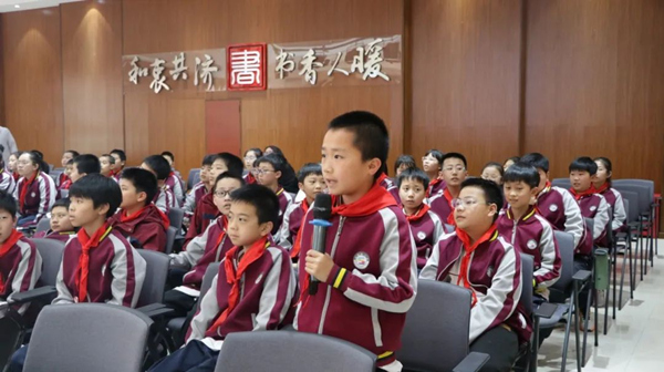 活動(dòng)現(xiàn)場(chǎng)。重慶渝州眼科醫(yī)院供圖