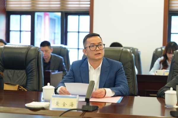 重慶兩江建筑工程有限公司董事長黃金海。重慶大學供圖