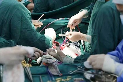 手術現(xiàn)場。重慶西區(qū)醫(yī)院供圖